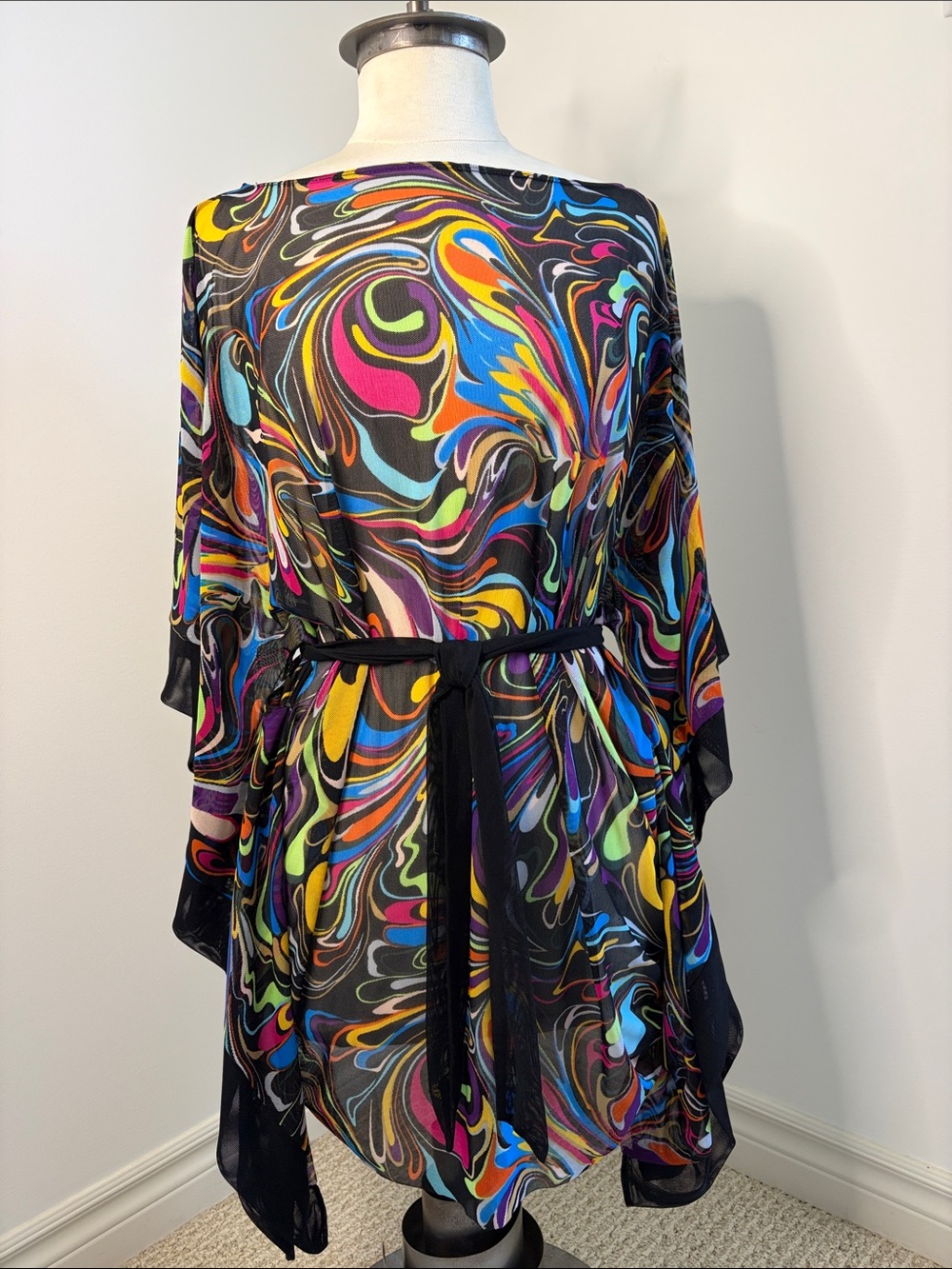 Multicolor Swirl Print Women’s Tunic with Belt